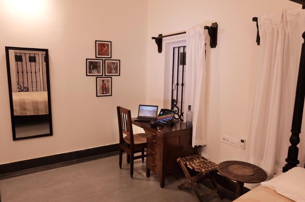 Parul - Elegant Heritage Home At The Heart Of Shantiniketan Esterno foto